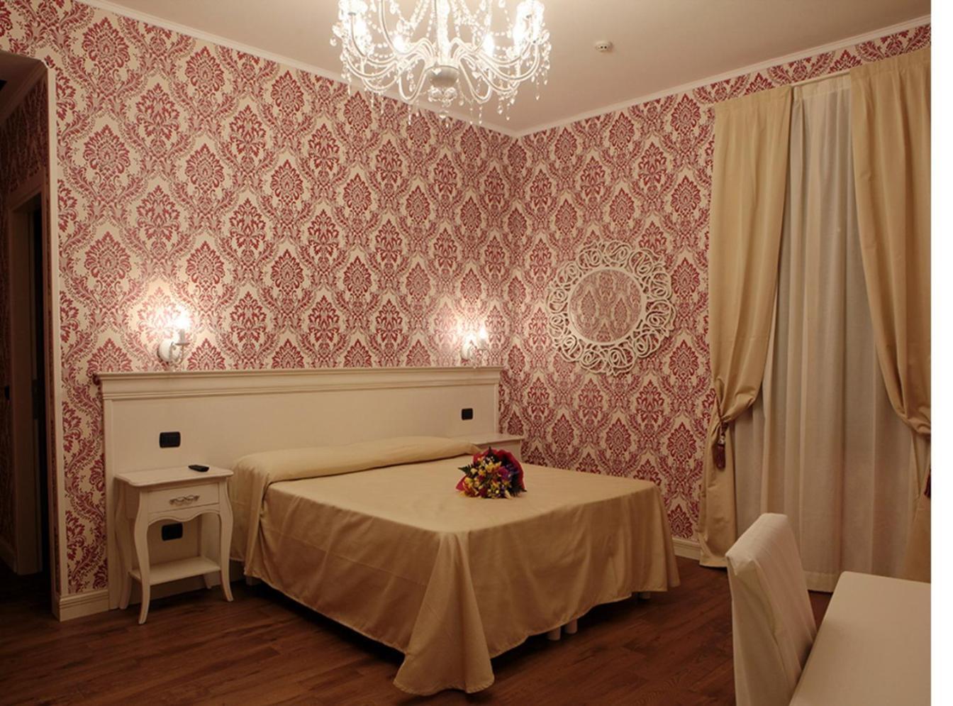 Charming Palace Santa Fosca Gæstehus 3*